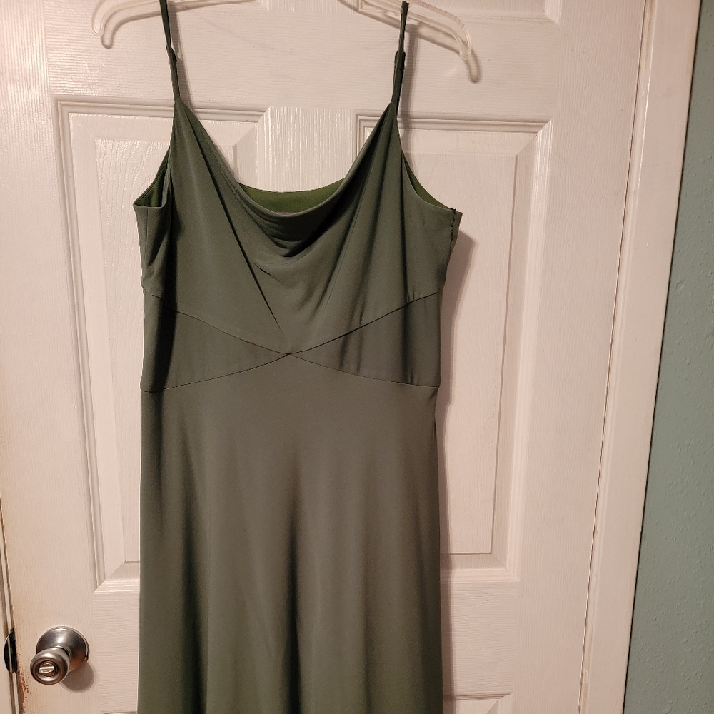 Donna Ricco dress size 14 color is dark green